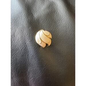 Vintage Trifari Clip On 1 Earring Replacement White Shell Gold Women's Glam